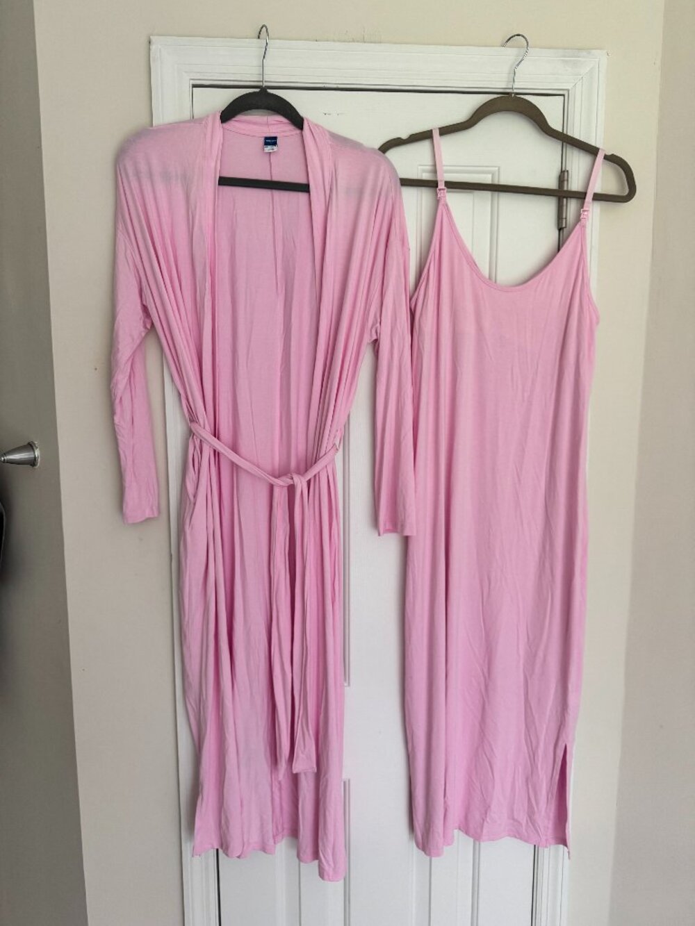 NWOT Old Navy Maternity Robe and Nursing Nightgown Set Pink Medium